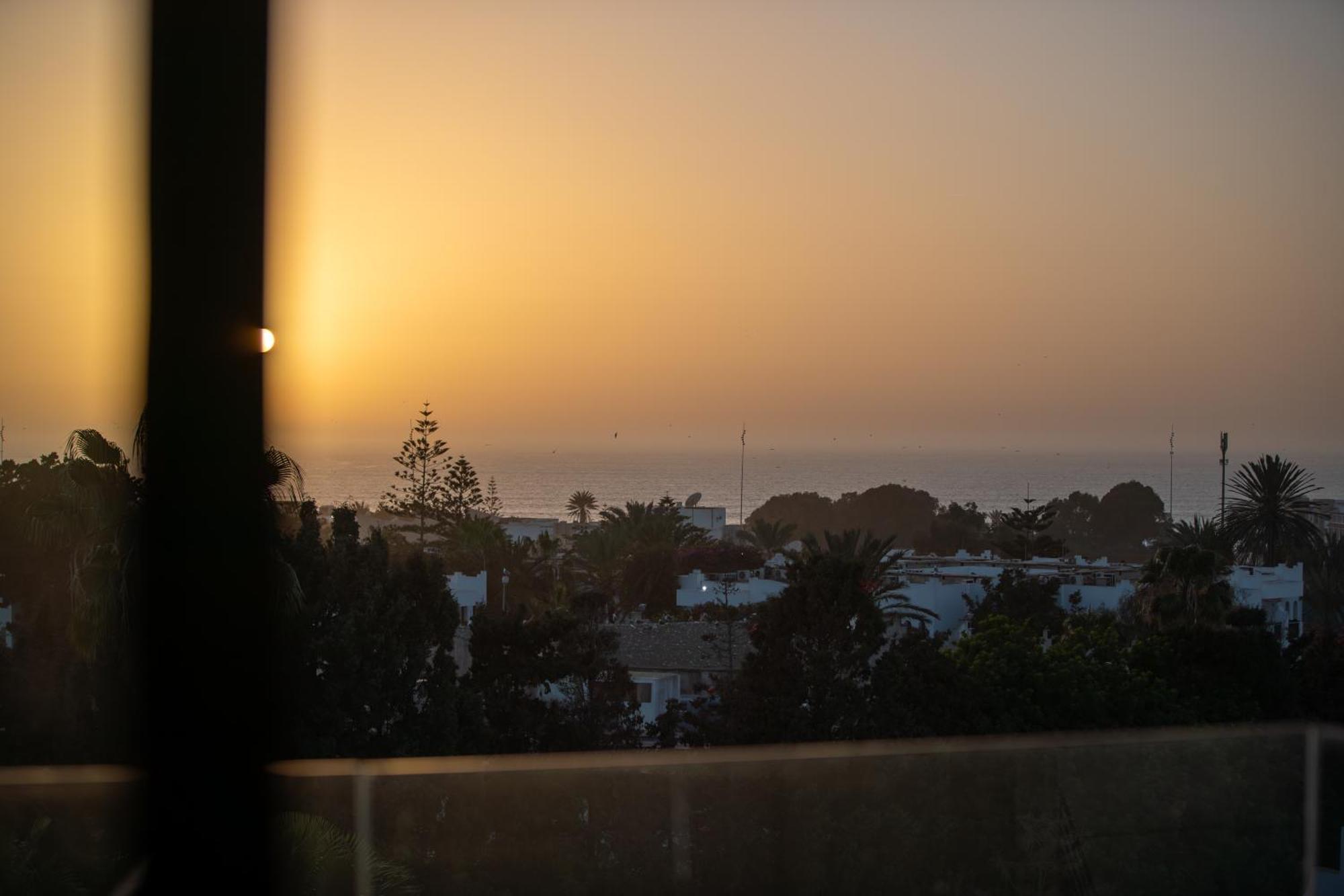 Dominium Palace Агадир Экстерьер фото Sunset in El Jadida